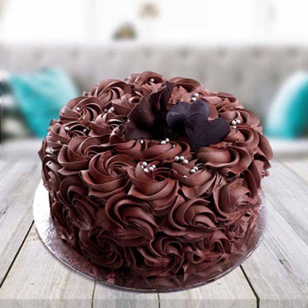1 kg Chocolate Rose Cake - YuvaFlowers