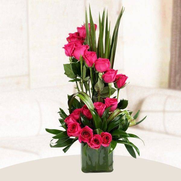 Beautiful Pink Roses Vase - YuvaFlowers