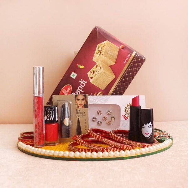 Beauty Admiration - YuvaFlowers