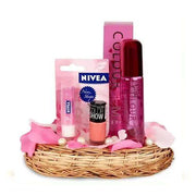 Pink Pretty Hamper - YuvaFlowers