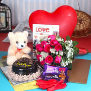 Romantic Hamper For This Valentine Day - YuvaFlowers