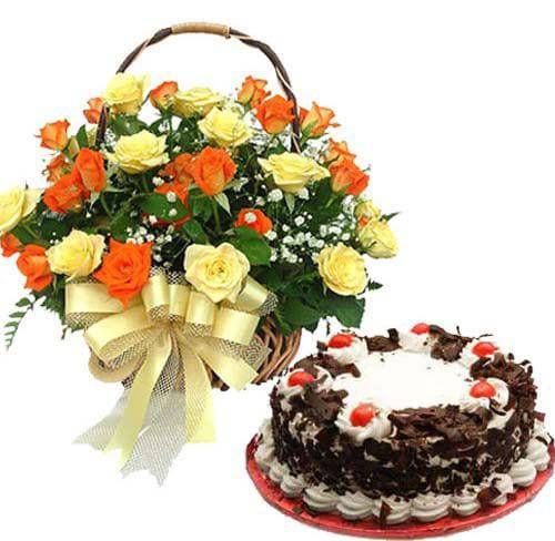 Roses Basket With Cake - YuvaFlowers