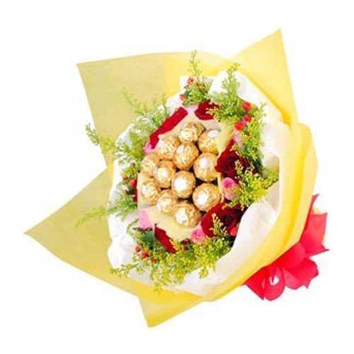 Roses & Ferrero Rocher Bunch - YuvaFlowers