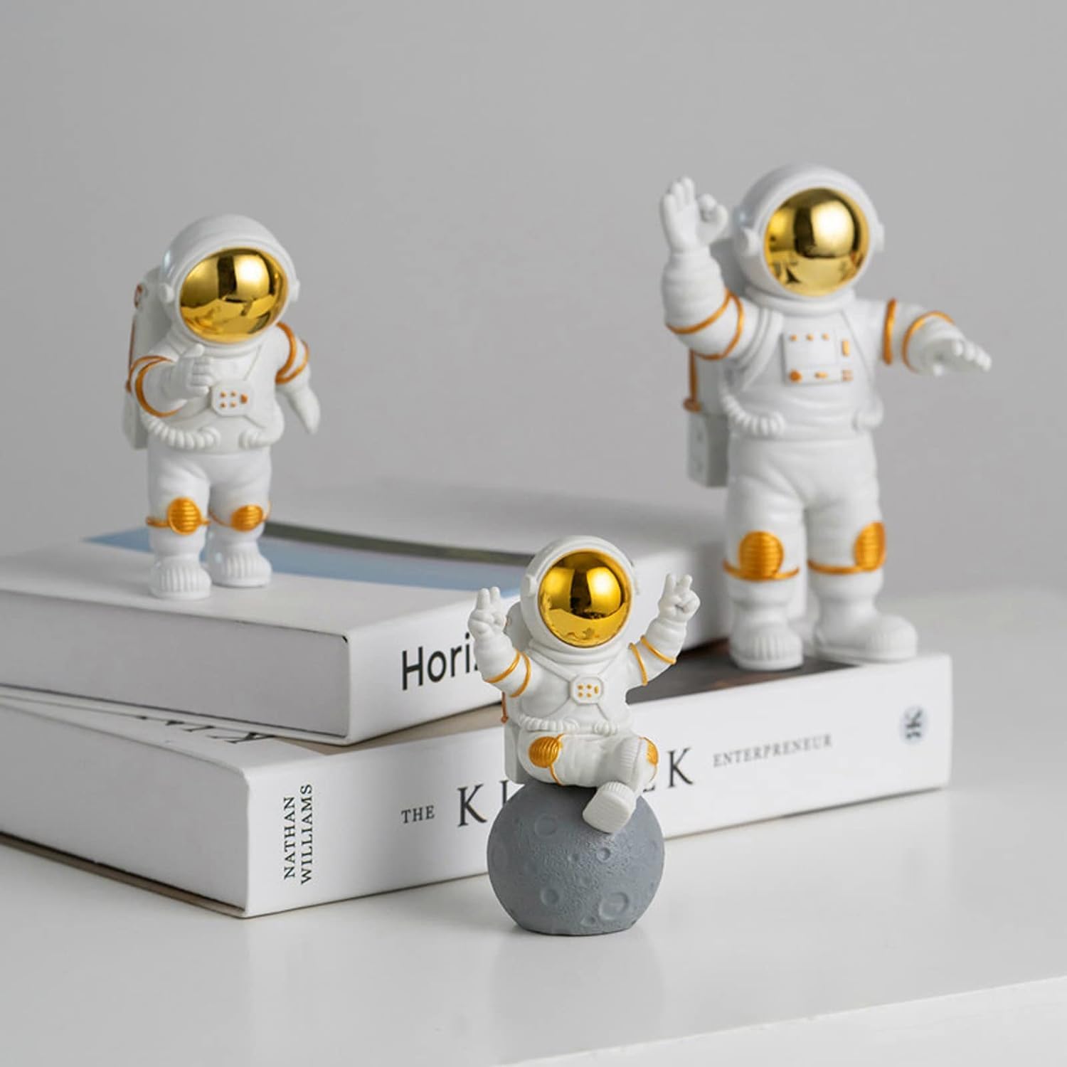 3pcs Astronaut Figurine Home Decor Astronaut Statue Study Office Desk Decor Showpiece Gift Decoration Accessories Outer Space PVC Sculpture (Golden) - YuvaFlowers
