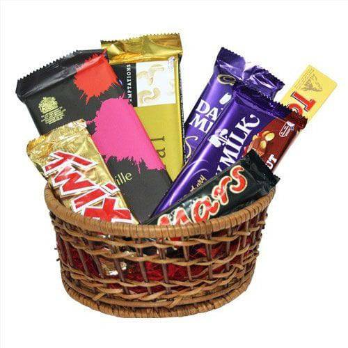 Choco Delight special Hamper - YuvaFlowers