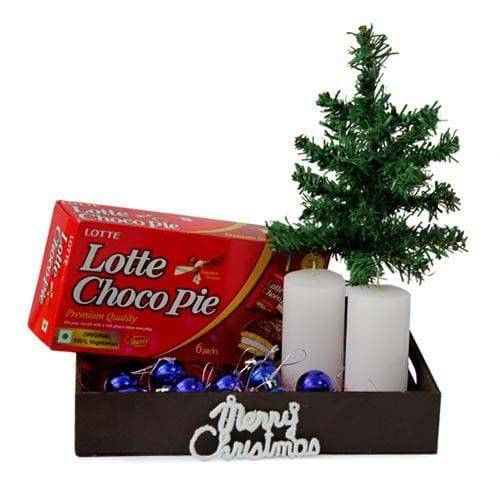 Choco Pie N Christmas Tree - YuvaFlowers