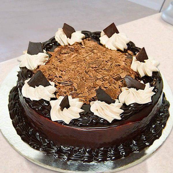 Chocolate Flavoured Cake - YuvaFlowers
