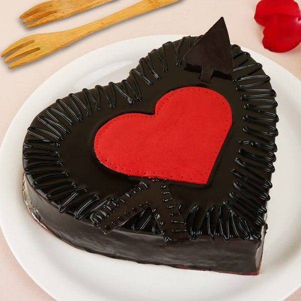 Cupids Arrow Cake - YuvaFlowers