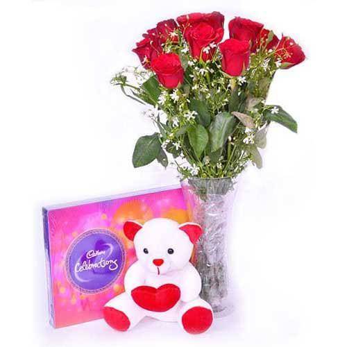 Cute N Rosy Hamper - YuvaFlowers