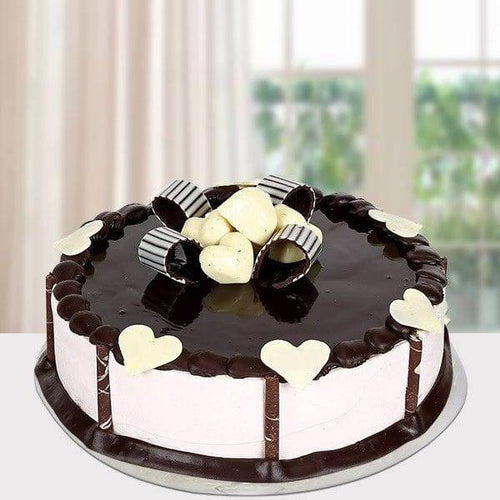 Delicious Chocolate Cake Half Kg Online Gift Delivery