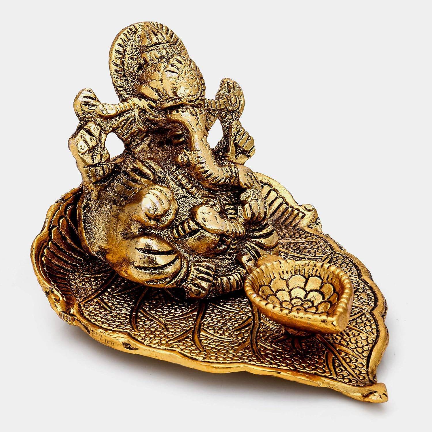 Ganesh Idol on Leaf - Lord Ganesha with Diya - Metal Diya for Diwali Decoration Items Home Decorative Gift Puja Gifts Corporate, Diwali Gift Item - YuvaFlowers