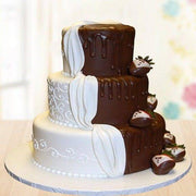 Grand Wedding Cake - YuvaFlowers