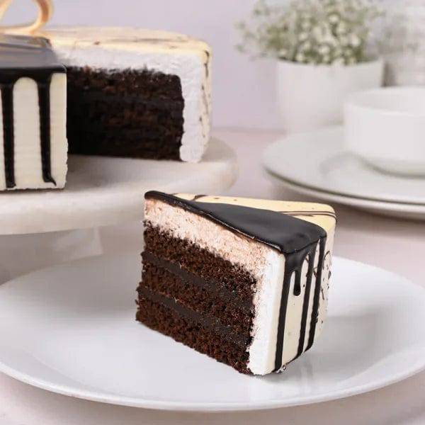 Half Chocolate/ Vanilla Cake – Online Cake Wale - YuvaFlowers