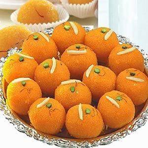 Motichoor Laddoo (500gm) - YuvaFlowers