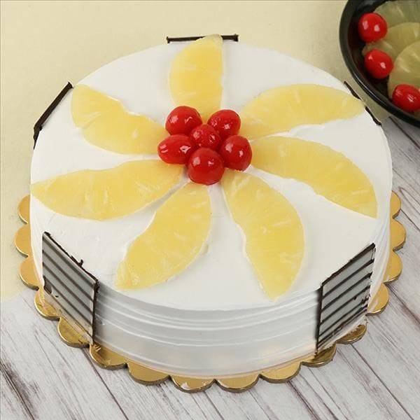 PINEAPPLE GATEAU CAKE - YuvaFlowers