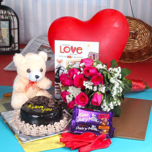 Romantic Hamper For This Valentine Day Online Gift Delivery