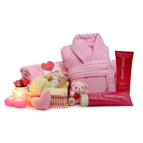 Romantic Happy Love - YuvaFlowers