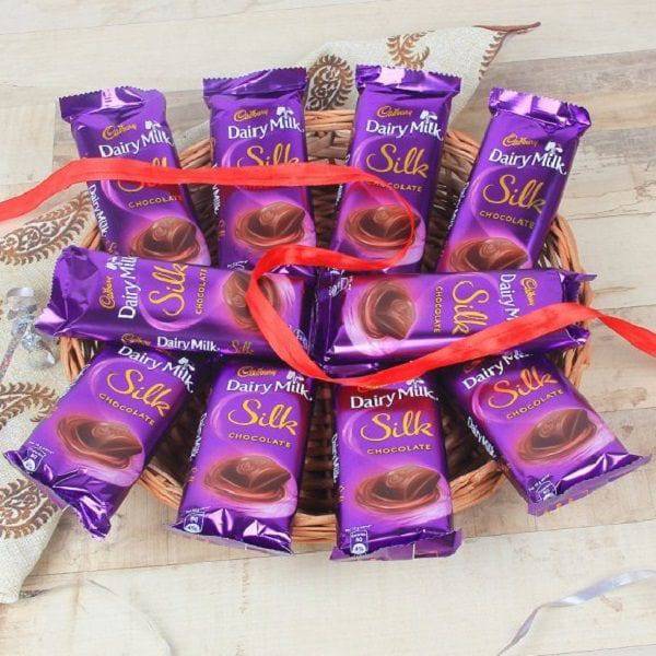 Silk Hamper - YuvaFlowers