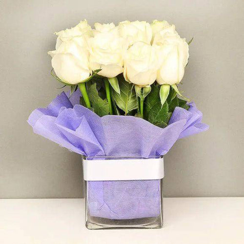 White Roses In Vase Online Gift Delivery